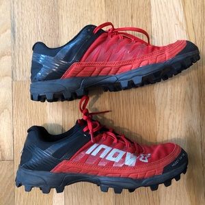 Inov-8 Mudclaw 300 Trail Running shoe Men Boy Sz 6